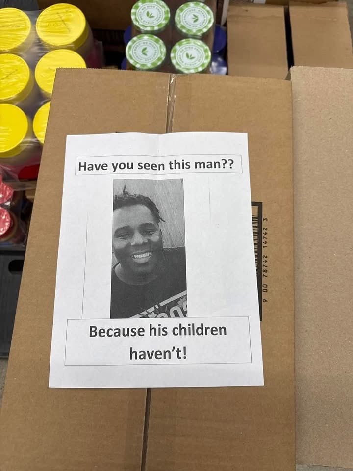 Callunc's tweet image. Saw this in walmart 🤣