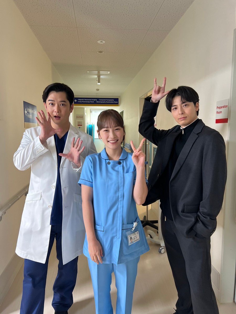 tonari_ntv's tweet photo. 2025年1月11日(土)よる9時～放送！
日本テレビ系スペシャルドラマ
#となりのナースエイドSP2025 

2024年最終日、みなさまいかがお過ごしでしょうか🐉
来年に入るといよいよ放送まであと少し！💓
待ち遠しいですね🥺✨

番組HP
https://t.co/fR5sGZz7q5

#川栄李奈 #高杉真宙 #千葉雄大 
#日テレ #日本テレビ #となりのナースエイド