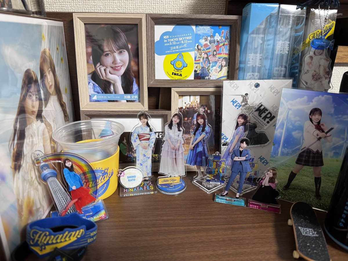 年末頑張ってここだけ綺麗にした🤭
数少ないグッズだけど。