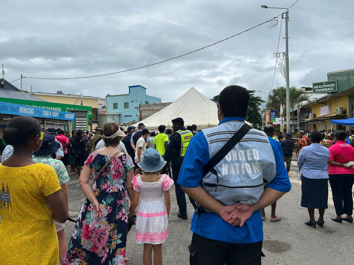 UNOCHA_Pacific's tweet photo. We accompany the memorial service by Port Vila City Council, Vanuatu Christian Council &amp; Malvatumauri to honor earthquake victims and extend our condolences. @UNOCHA_Pacific &amp; the humanitarian community stand with 🇻🇺 people, supporting govt efforts for recovery and resilience. https://t.co/rrnhadhskl