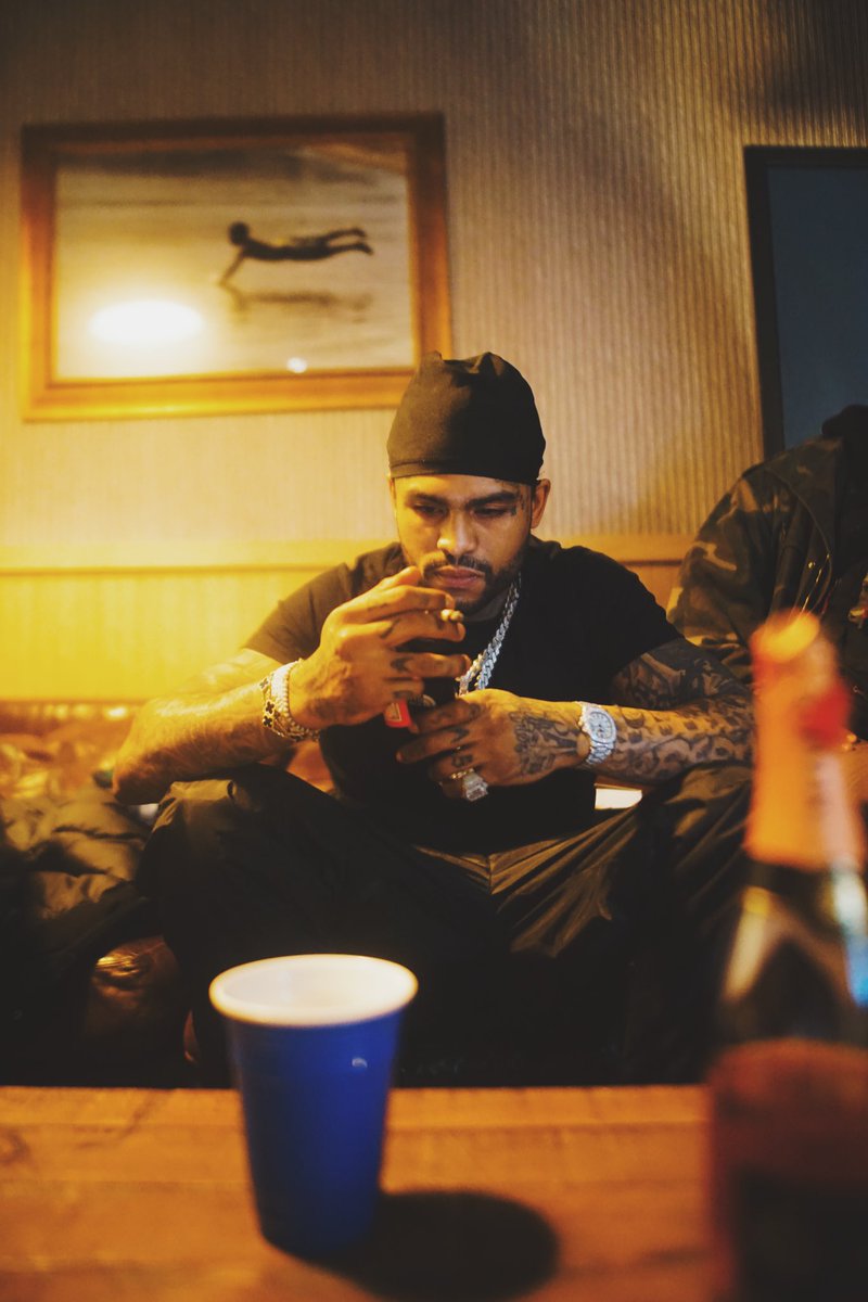 stillcanon's tweet image. Another day in the office - Glass 💎- book me in your city 🔥🌎🎥📸