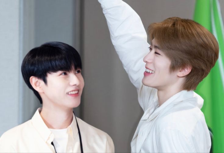 เหนือเมฆ tweet media