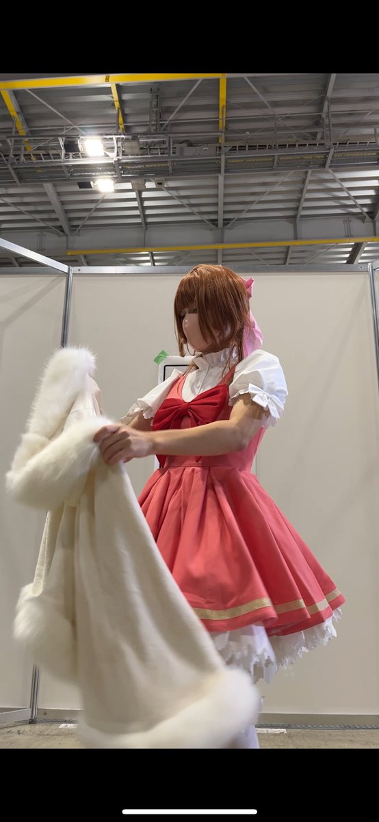 AiAlice12's tweet photo. コミケコスプレ参加してきた！
戦利品はもぎ先生といにつき林檎先生の新刊🥳もう一冊は偶然見つけた旅行記！どれもよかった😌

２枚目は行き帰りの格好で、３枚目はccさくら！
コスプレ用メイクは難しい…濃くしすぎると陰影が強くなっちゃう😢
非現実感もあって楽しいコミケでした🥰
#男の娘 #女装 https://t.co/fVjmKp2WbO