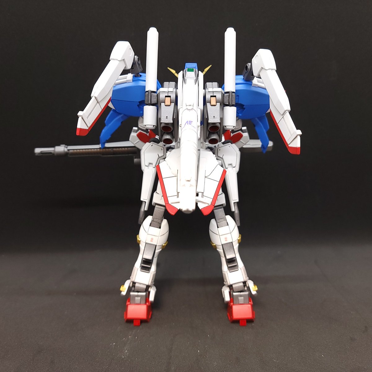 resuresu2's tweet photo. 年内の完成がなんとかできました。焦ったせいでやらかしが何点か見つかったので年明け早々に修正作業が…取り敢えず今年の模活はこれにて終了。
皆さま良いお年を！

#ガンプラ
#ガンプラ好きと繋がりたい 
#ガンプラは自由だ 
#Sｶﾞﾝﾀﾞﾑ https://t.co/gtAEjbVqko