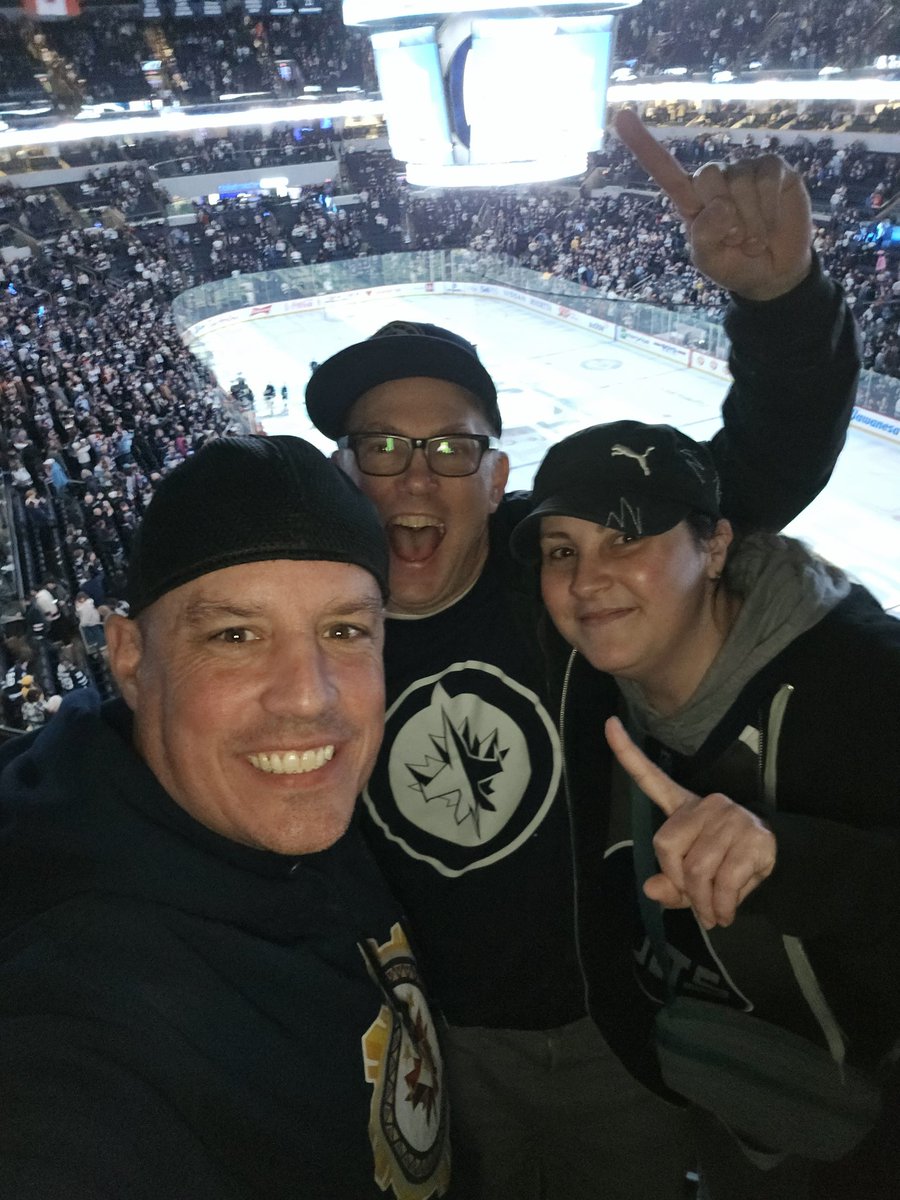 Windog0101's tweet photo. @hustlerama we missed ya buddy! #section316 #victory #selfie Jets Win Jets Win #beatthepreds #hellyshutout https://t.co/TmgQphFjIB