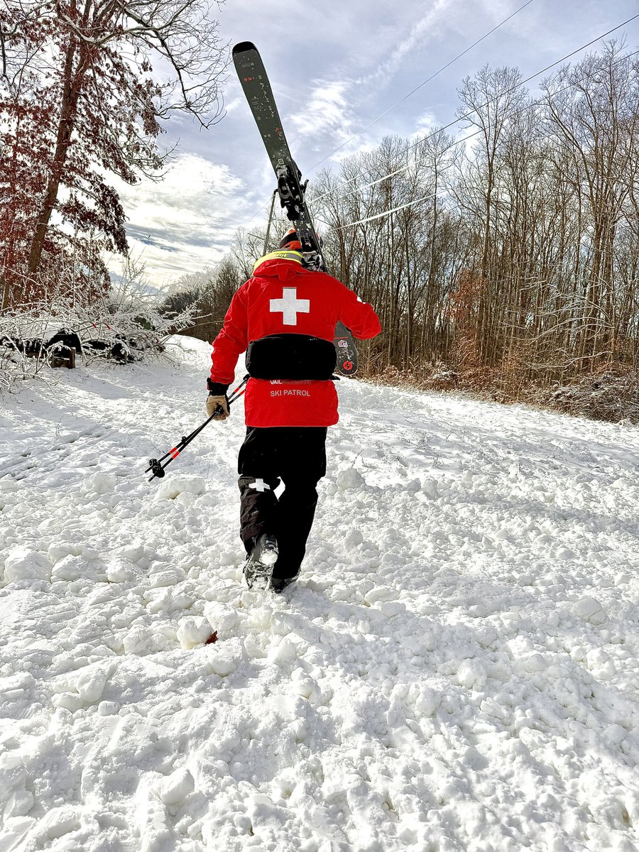 bmbwavsp's tweet photo. Off to work we go! @BMBW @NatlSkiPatrol @StuckInOhio https://t.co/arupO0XQjR