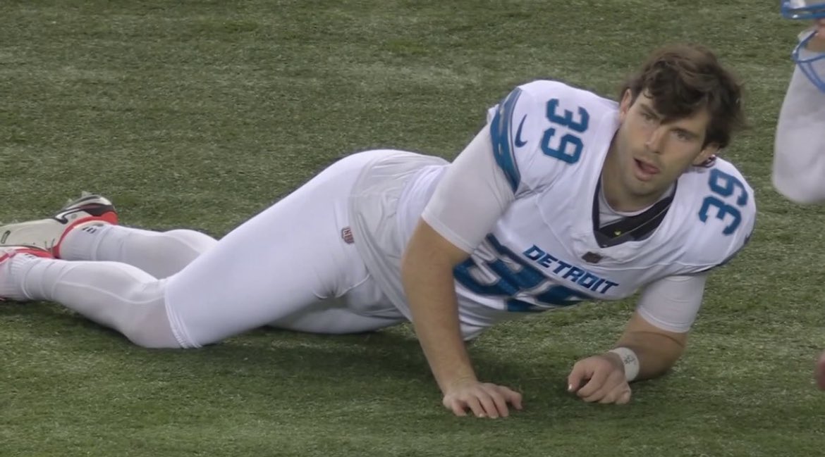 Lindellions's tweet image. paint me like one of your french girls