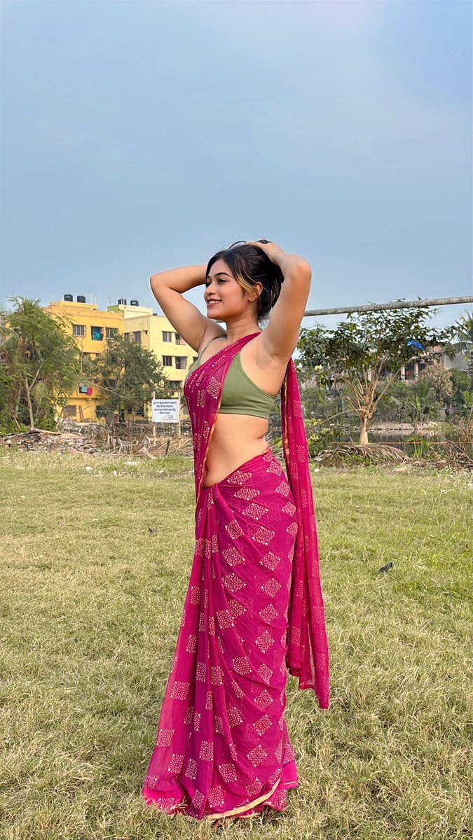 OSFC_Sarath's tweet photo. Good morning frnds ❤️🫶🏻💖🌞
Morning fresh walking 🚶🏻‍♀️🏃🏻‍♀️
#stayhealthy
#sareelove
#naturelove
#freshwalk https://t.co/h2Szi5LKAf