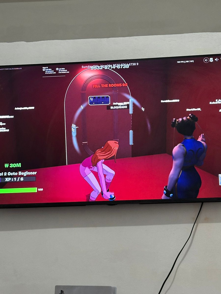 Y lo voy a hacer por mi mamá por mi papá por mi hermana por mi pana por mi cana, por la buena y por la malas