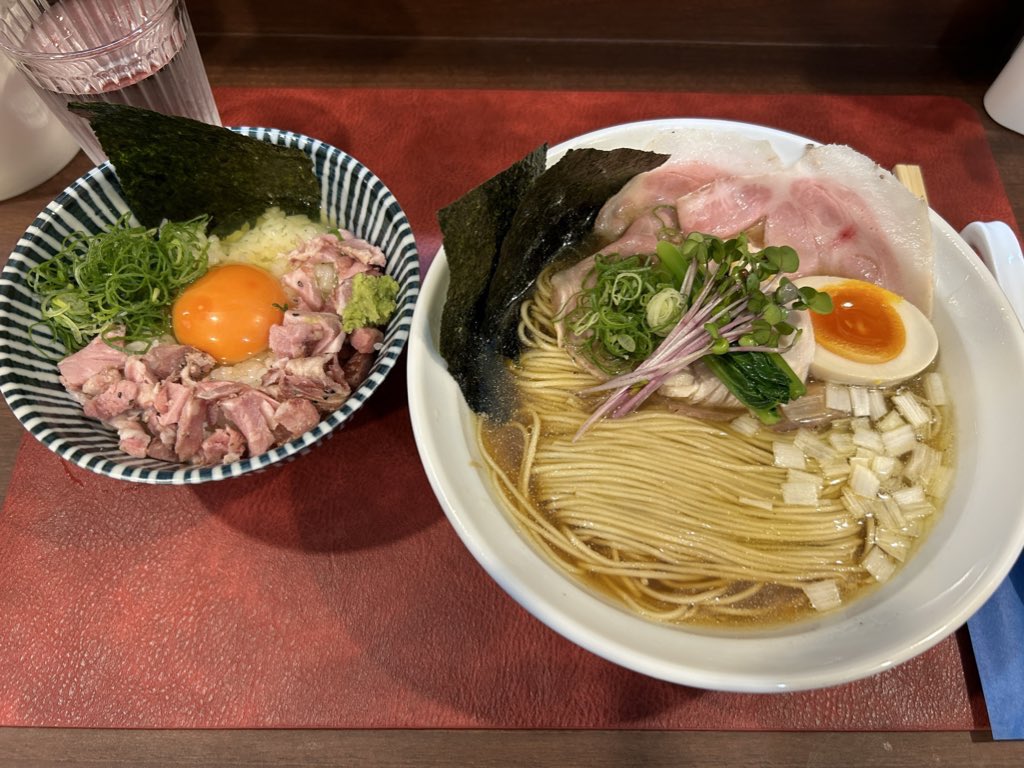 guppi0208's tweet photo. 2024年お店で食べたラーメンは129杯、107店舗
新しく行ったお店は67店舗でした。

めっちゃ美味かったの載せときます

手打ち蓮
メヂカそば吟魚
がんこ四谷(アワビつけ麺)
オランダ軒 https://t.co/KyOTdmqsEX