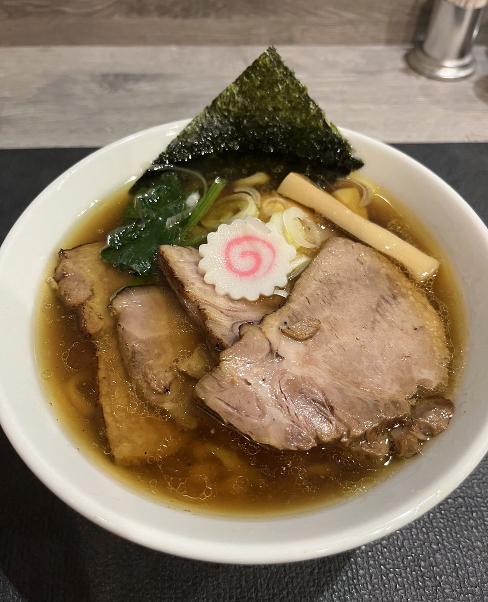 guppi0208's tweet photo. 2024年お店で食べたラーメンは129杯、107店舗
新しく行ったお店は67店舗でした。

めっちゃ美味かったの載せときます

手打ち蓮
メヂカそば吟魚
がんこ四谷(アワビつけ麺)
オランダ軒 https://t.co/KyOTdmqsEX