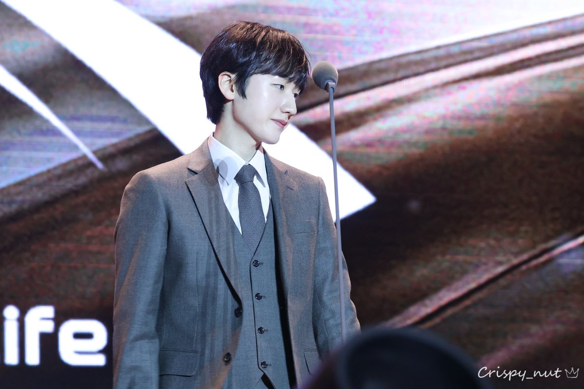 Crispy_nut98's tweet photo. 241229 🥜 LCK Awards

The best.🏅

#피넛 #Peanut #한왕호

#Lck어워즈 https://t.co/eYYGRvKJ0K