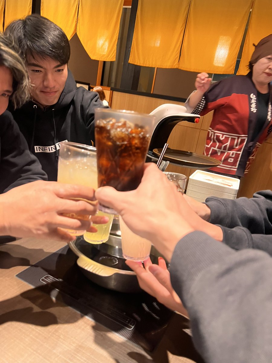 onetendesign's tweet photo. 今年もいい感じで１年が終わりそう…
あっという間だったけど、楽しめました😌
来年は何かと行動、チャレンジを目標に思いっきり楽しめたらなと思ってます🤩
今年、お世話になった皆様ありがとうございました🙇来年もよろしくです🙇 https://t.co/HL24vbWEDv