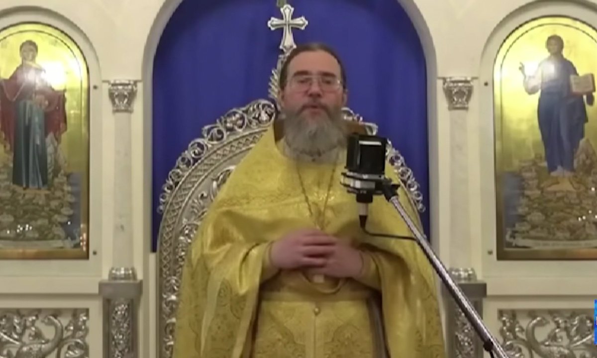 А вот за что предлагает молится скрепцам и всем неадекватам вцелом протоиерей рпц иванов.
"Господи, отними от нас зарплаты.
Господи, пошли нам, как можно больше мигрантов.
Господи, отними от нас врачей и преподавателей".