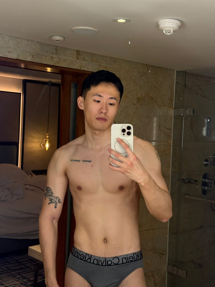 Bellex188's tweet photo. hi  :) https://t.co/zu6FvTSTVa