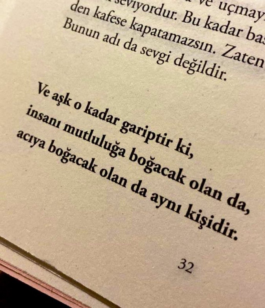 Bize acıya boğan denk geldi