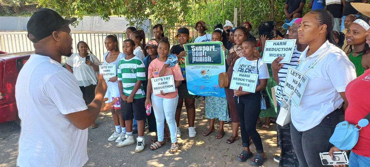 Coastal Resource Centre (@centre_coastal) on Twitter photo PWUD sector Chairperson addressing participants at our harm reduction rally yesterday. @_ARASAcomms <a href="/SANPUD_NPO/">SANPUD</a> <a href="/INPUD/">International Network of People who Use Drugs</a> <a href="/Aidsfonds_intl/">Aidsfonds International</a> PWUD sector Chairperson addressing participants at our harm reduction rally yesterday. @_ARASAcomms <a href="/SANPUD_NPO/">SANPUD</a> <a href="/INPUD/">International Network of People who Use Drugs</a> <a href="/Aidsfonds_intl/">Aidsfonds International</a>