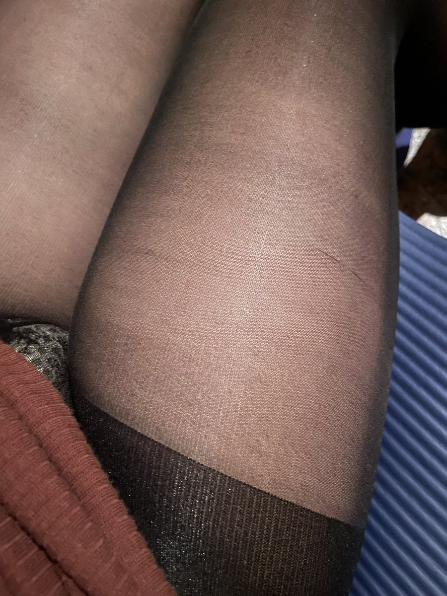 손님 기다리는 중

#딸감 #부커 #업소녀 #스타킹 #창녀 #엉덩이에좇물 #스타킹 #스타킹좇물 #허벅지 #좇물받이 #cumonhip #cumslut #whore #cd #crossdresser #지희 #지희창녀 #女装 #男の娘 #sissyslut #sissywhore #neto #네토 #네토라레