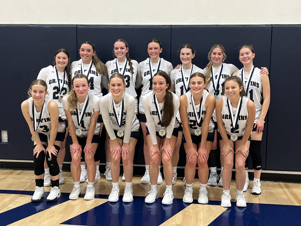 FMLadyGriffins's tweet image. The Lady Griffins finished in 3rd place at the Winterfest tournament. Some great defensive performances and team ball throughout. Congratulations also to Izzie and Devin on earning all tournament team.