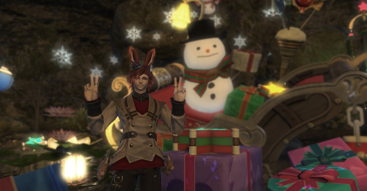 rhekesh's tweet photo. for some reason I bothered to do Starlight with Rejnir, who is still a baby who may not have even done Sastasha 🎄🐰 (Kesh didn't get night pics tho) https://t.co/UXBHo7QYLS