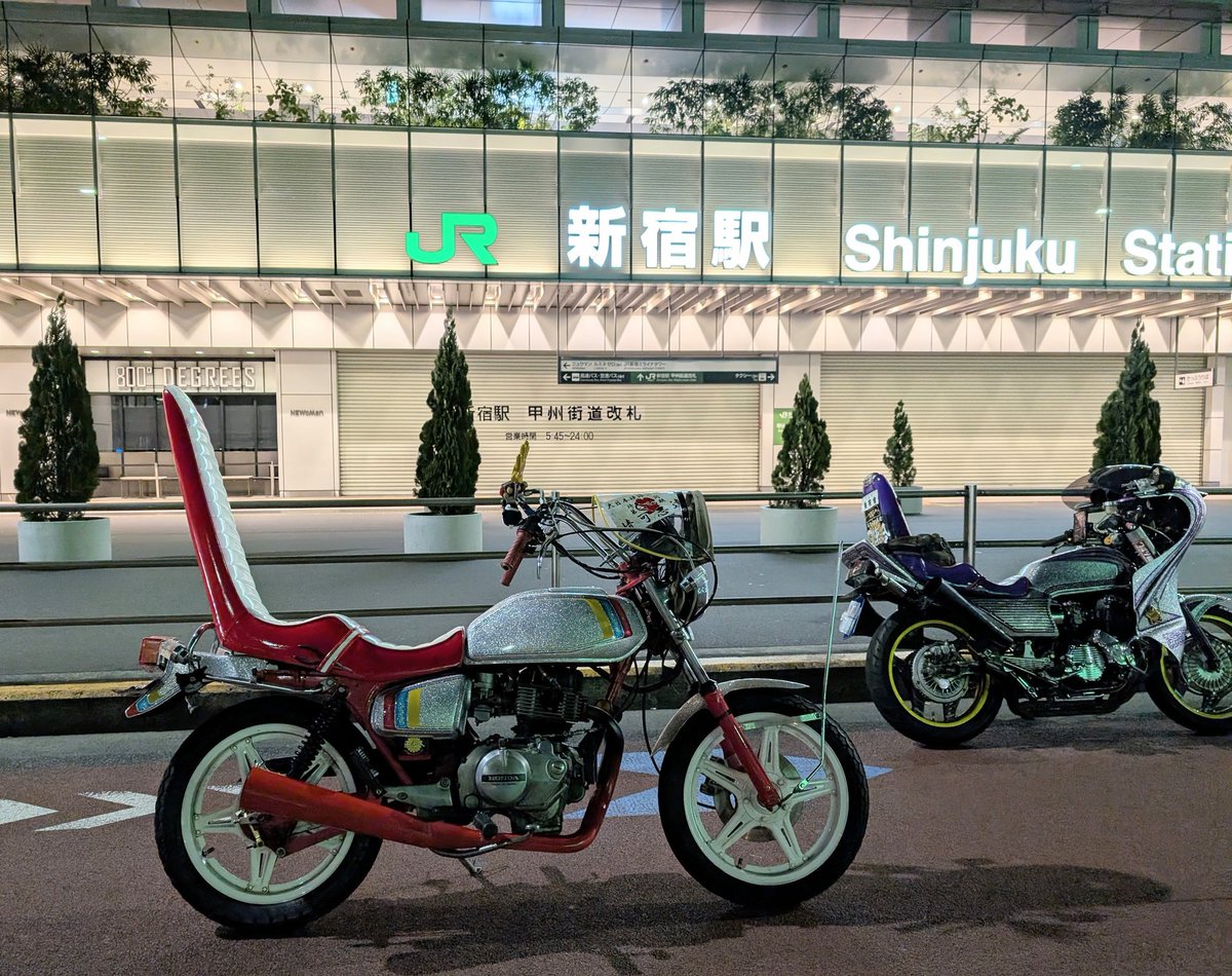 CBuribari's tweet photo. 乗る頻度と仕様変更の回数は減ったけど今年も1年走りきった!!
来年もがんばろー！
おつかれした！ https://t.co/lWApVEv6u0