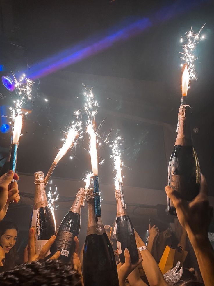 prv04_'s tweet image. Me vs Them before New Year’s Eve 🍊

Them: Out partying, counting down the seconds.

Me: stalking and supporting every update from @JuicyFlow_DAO till i make it 🍊

@JuicyFlow_DAO $JUICE #JuicyFlowDao #DAORevolution