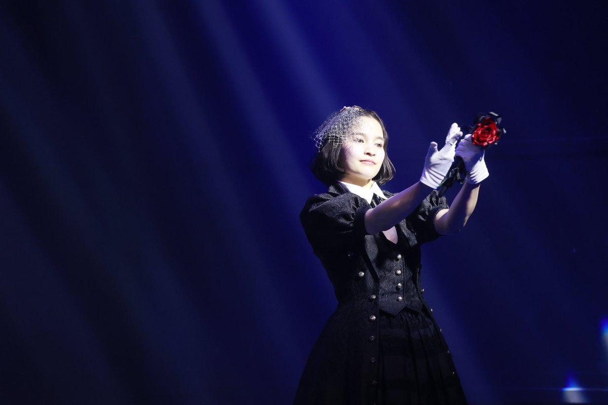 fujunbg_Ringo's tweet photo. その後入学してからは皆様もご存知の通り、｢ x純文学少女歌劇団｣に入団し、先輩方の秘密を探りながら私の秘密がバレないように歌い踊り、お芝居をしていました。
 #x純文学少女歌劇団 https://t.co/gH2u6dKOJC
