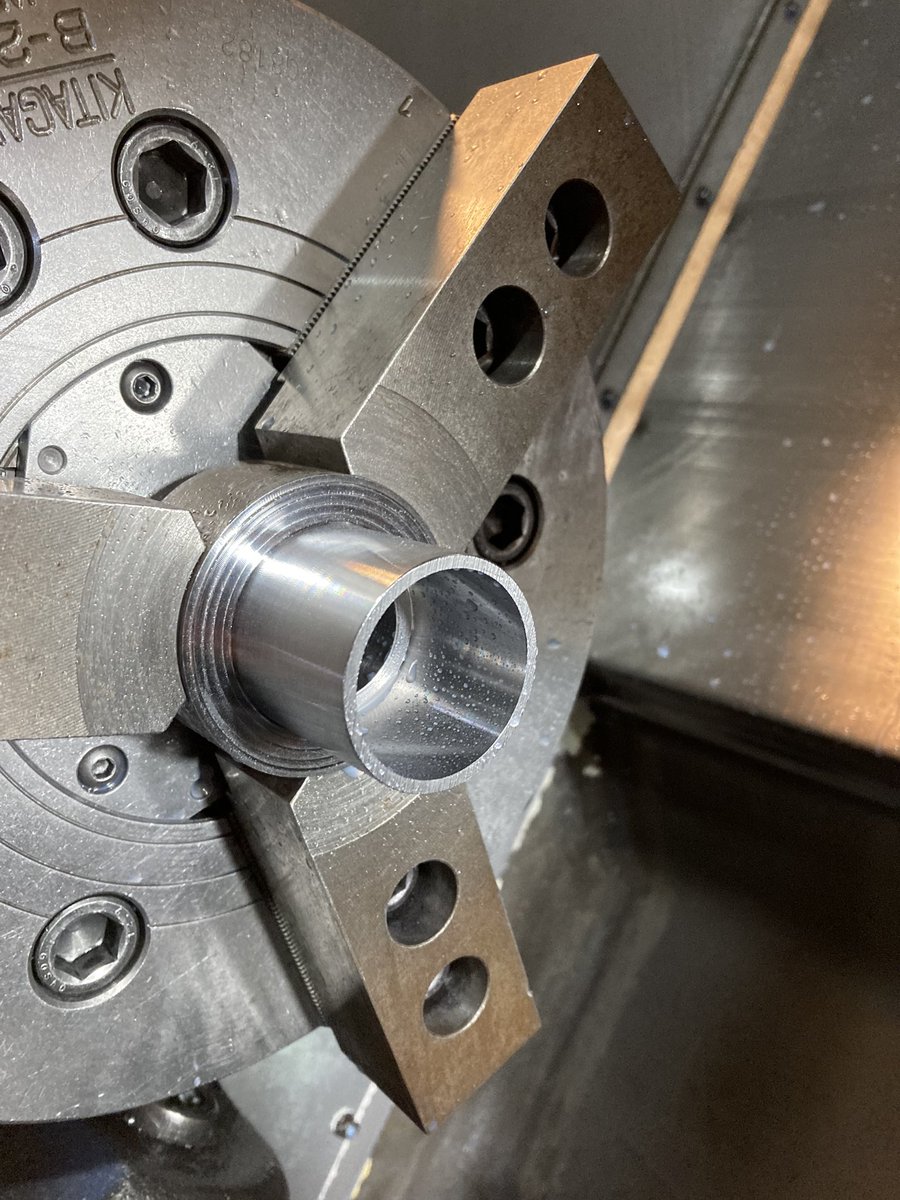 kururubuyobuyo's tweet image. SP忠男のエキパイ買ったけど純正エキパイのパイプ径と違うから社外サイレンサーつけれんやんけ！

変換アダプター的なもの探したけどええの無いから自作することに( ´Д｀)

#YZF-R25
#POWERBOX