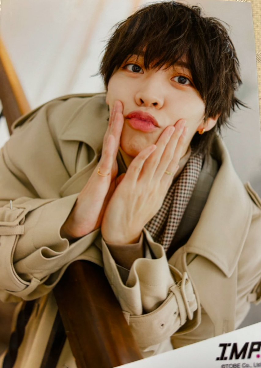 satomina0902's tweet photo. 主に応援してるのはIMP.と松田悟志さんですので、PINKY.さんと松田さんのファンの方と仲良くなりたいのでよろしくお願いします💛💙

名前　えり
住み　愛知県
年齢　40代
担当　松井奏　松田悟志 https://t.co/EchyOf0XOV