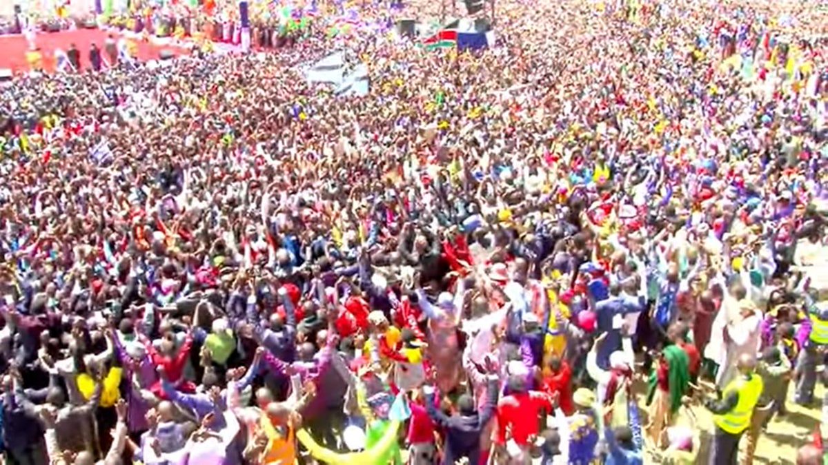 ciira_cyrus's tweet image. Were you in this HUMONGOUS Gathering yesterday?

This is The Only way to End This Year 2024.
Welcome all!
#Menengai7Day2