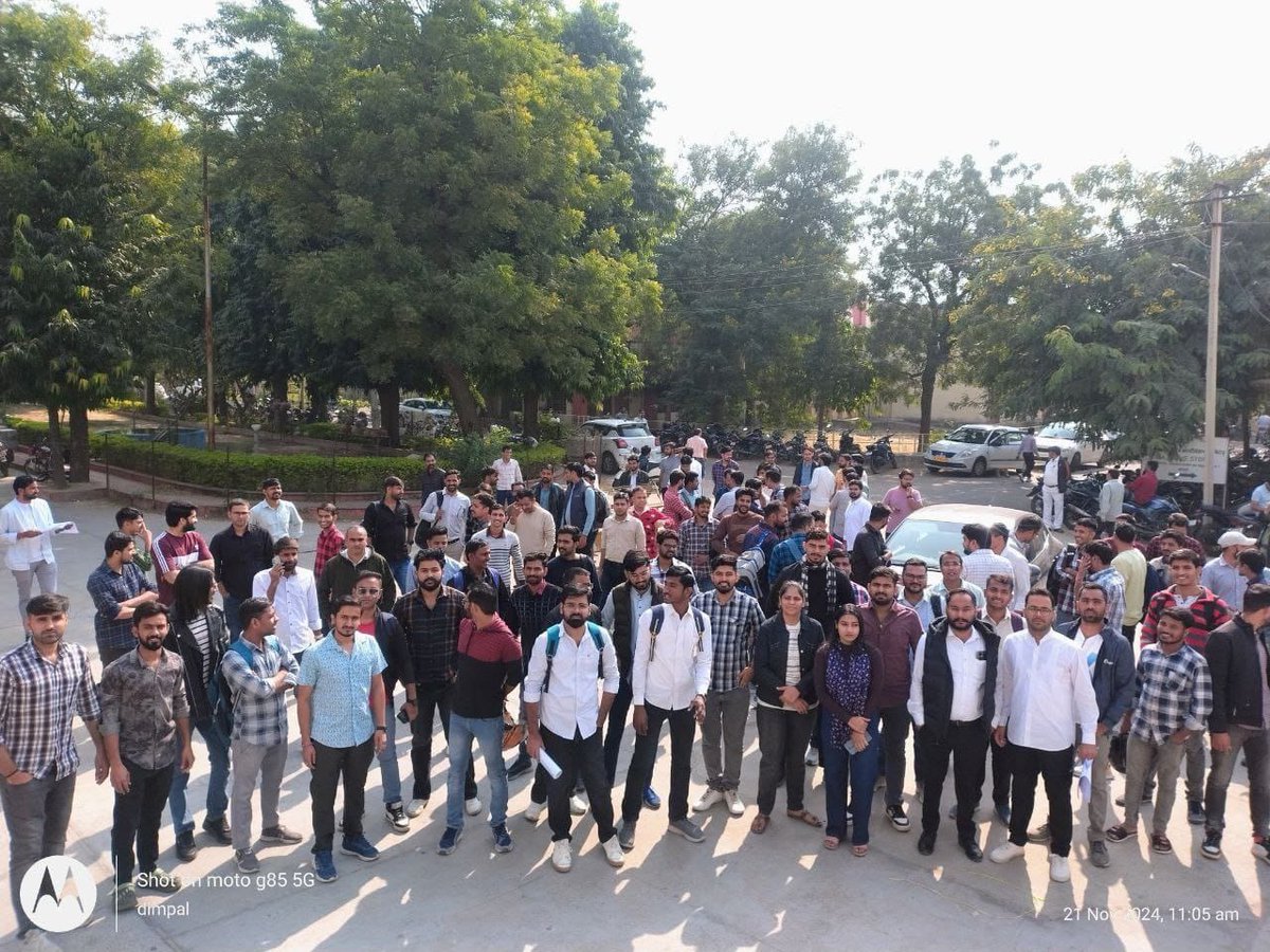 कहते है जनवरी सपना दिखाती है और दिसम्बर हकीकत से रूबरू कराता है। जनवरी में परीक्षा के समय जो हमने सपना देखा वो दिसंबर में पूरा होगा?
#JRA_TRA_मांगे_नियुक्ति_पत्र 
<a href="/BhajanlalBjp/">Bhajanlal Sharma</a> <a href="/KumariDiya/">Diya Kumari</a> 
<a href="/RajCMO/">CMO Rajasthan</a> <a href="/TheUpenYadav/">Upen Yadav (मोदी का परिवार)</a> 
<a href="/pantlp/">LP Pant</a> <a href="/vinodmittal9/">VINOD MITTAL</a>