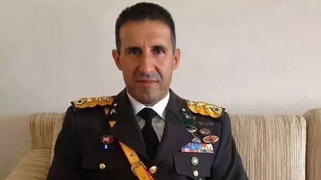 🗣️Emekli Albay Orkun Özeller:

"Terörist başından medet umanın damarında Türk Kanı yoktur!"