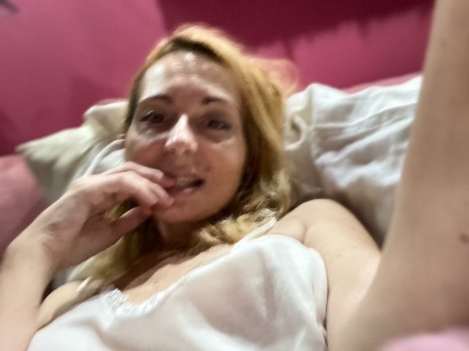 mywifeluna
