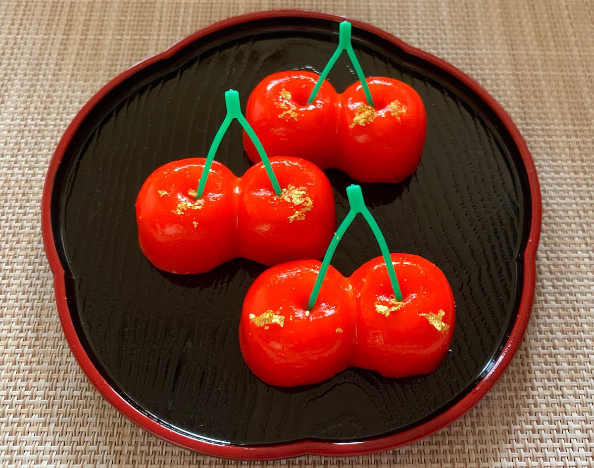 今年もお付き合いくださいまして　ありがとうございました
新年もどうぞよろしくお願いします
皆様良いお年をお迎えくださいませ😊
#フライングおせち
#さくらんぼ可愛い