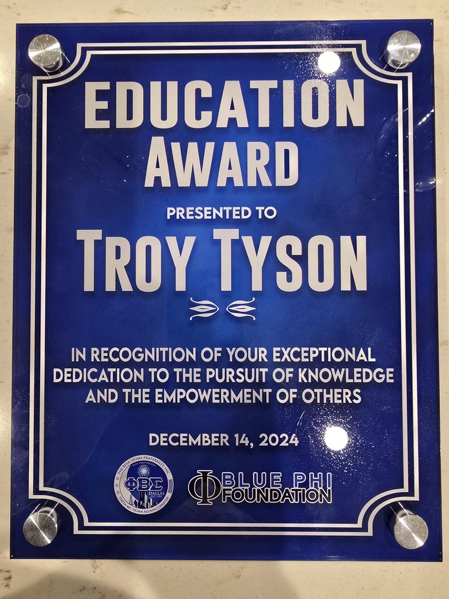 David W Carter <a href="/DWCarterHS/">Dallas Carter High School</a>  <a href="/Chapman2823/">Chapman32</a>  Principal Mr. Tyson of David W. Carter High School received the Education Award from Theta Mu Sigma Alumni Chapter of Phi Beta Sigma Fraternity Inc. 2024 Educator  of the Year.  Congratulations 🎊
