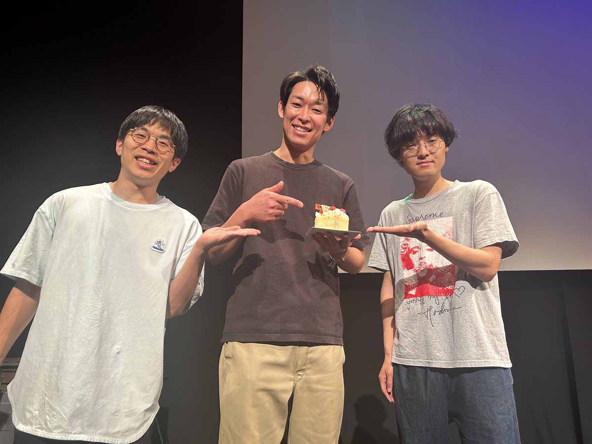 rousoku_jun's tweet image. 今年もあとちょっと!
今年もありがとうございました!
2024年はあとちょっとで!という場面が多かったです!
でも月笑年間チャンピオンになれたのはホントに嬉しい!
2025年はもっともっとがんばって、確実に掴めるようになります!
来年も引き続き青色1号の応援よろしくお願いします!よいお年を!