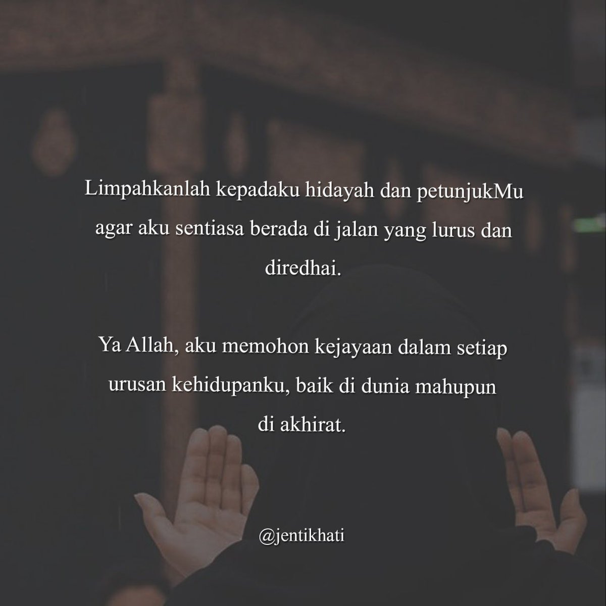 jentikhati's tweet photo. Malam tahun baru ini bertepatan dengan malam 1 Rejab. Malam mustajab dimana doa tidak akan tertolak. Semoga Allah mengabulkan 1 hajat kita dan semoga Allah mempertemukan kita semuanya di bulan Ramadhan. Aamiin Ya Allah 🤲🏻❤️ https://t.co/ApqOzZMM1C