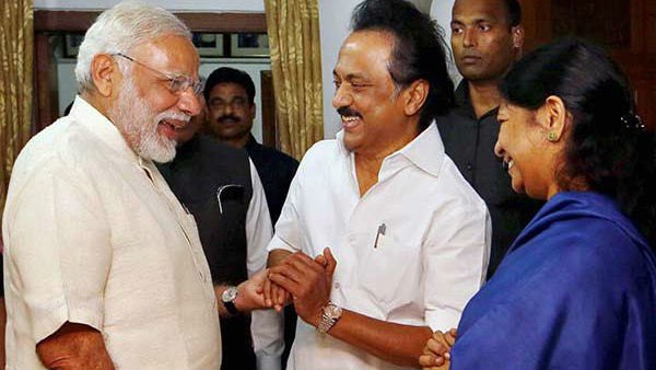 VVK_ADMK's tweet photo. கள்ள உறவு கட்சிகள் #handtwitter https://t.co/yFDi6J6XHm