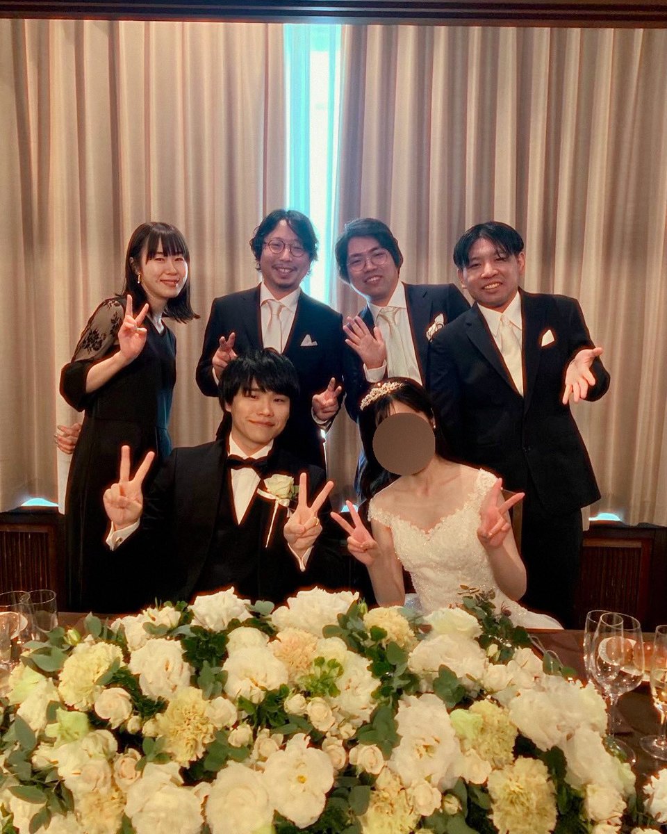 Thank you 2024💐

今年はリリースのほか客演、楽曲提供、ソロなど新しい挑戦ができた1年でした！
そして来年に向けて、ひそかに地道に制作を続けています。

支えてくれている方々、曲を聴いてくれたり出会ってくれた皆さんに心から感謝です！

（写真は今年結婚式を挙げたベースMorly💐おめでとう）