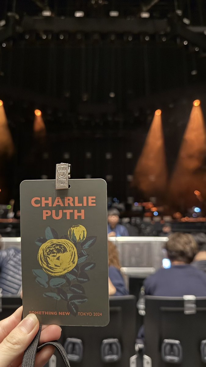 yuh_2002_'s tweet photo. 12/18のCharlieがライブ納めでした！
Taylorから始まりDuaからのCharlieで締められる2024年最高でした😭 https://t.co/TiivSJE7ET