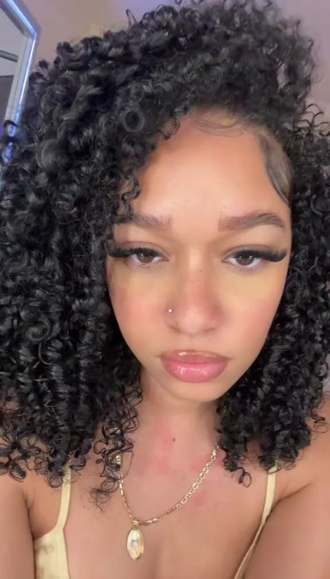 ayeitzaura's tweet image. The face