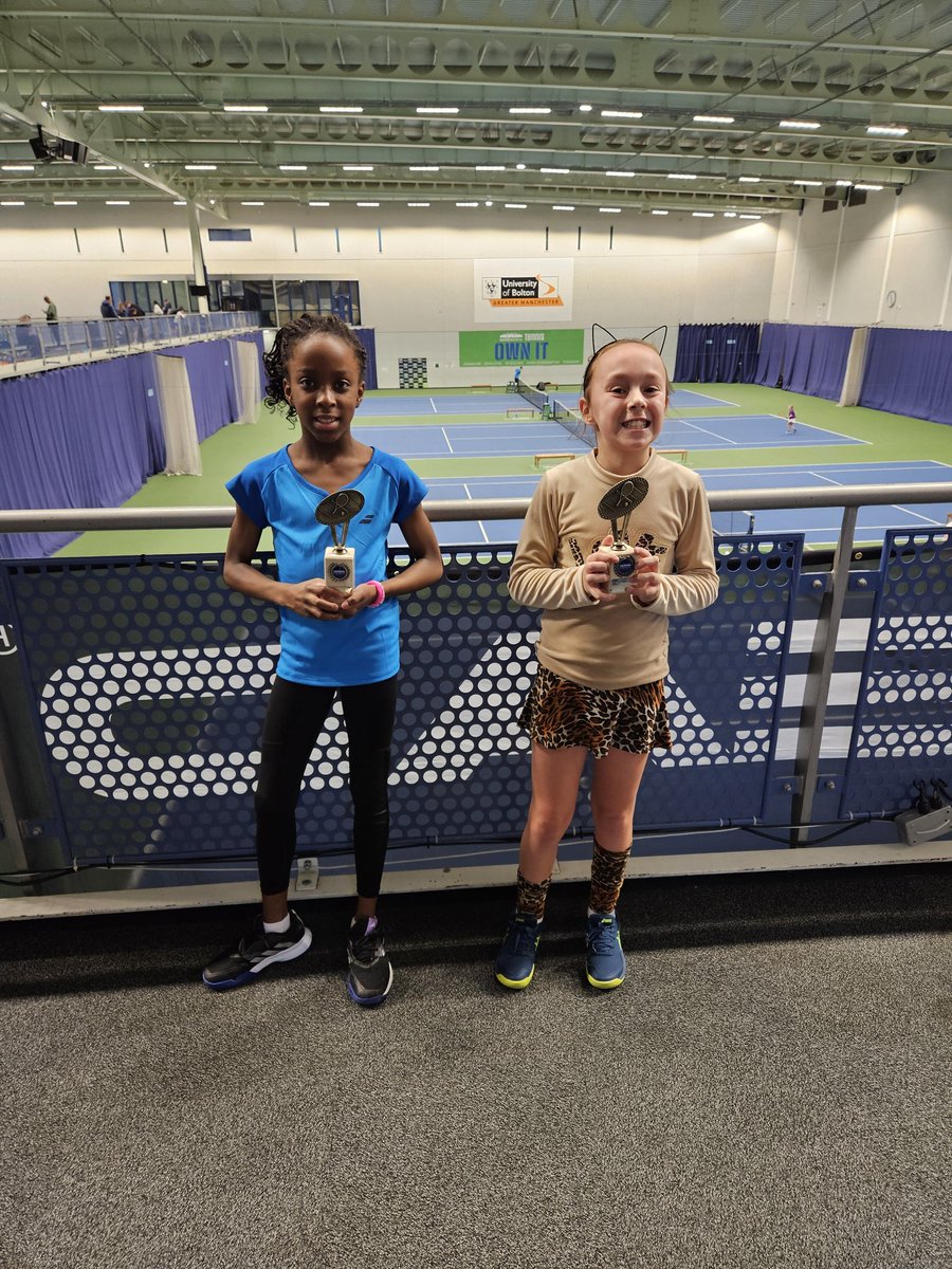 Bolton Christmas Grade 3 @BoltonArena 
10U Girls Singles
🥇 Kendra
🥈 Poppy