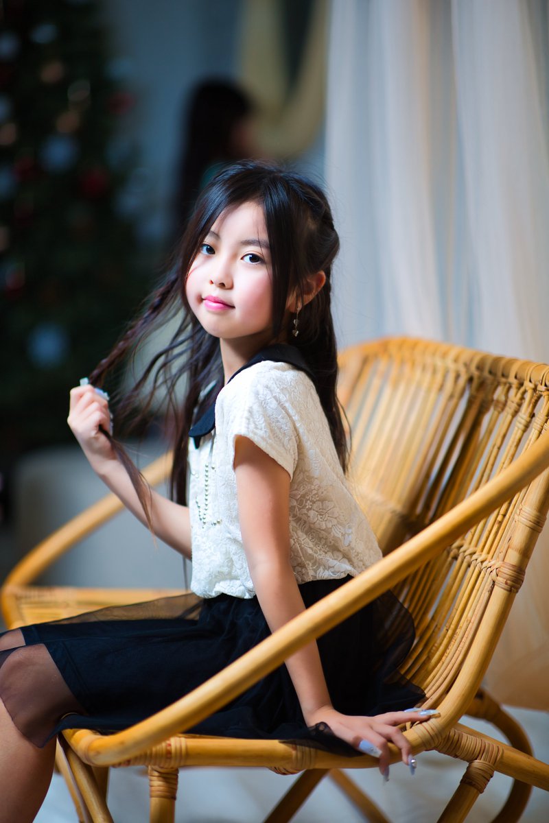 hello_nofu's tweet image. 既にベテランモデルさん並に落ち着きとポージングが出来ていて、これからの成長が楽しみです😊

#ふあな 
#ふーにゃ 
#Laview 
#スタマガフィール 
#スタマガ撮影会