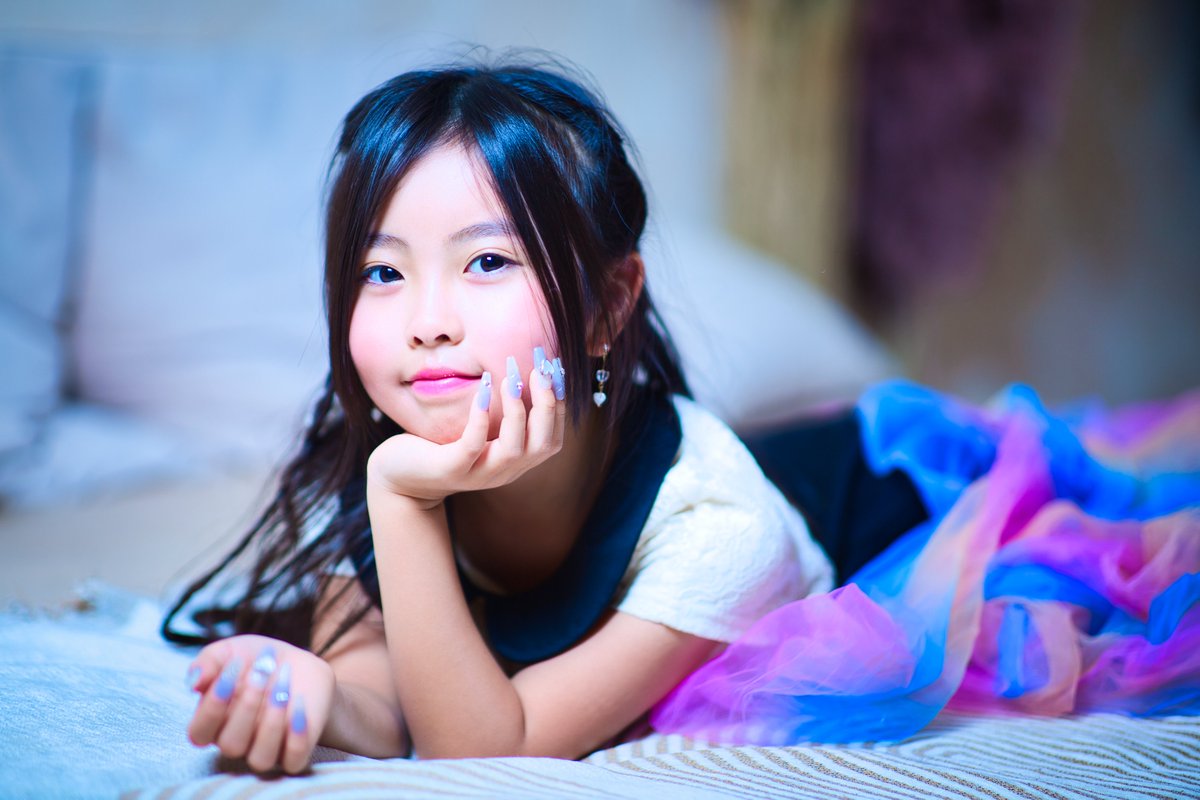 hello_nofu's tweet image. 既にベテランモデルさん並に落ち着きとポージングが出来ていて、これからの成長が楽しみです😊

#ふあな 
#ふーにゃ 
#Laview 
#スタマガフィール 
#スタマガ撮影会