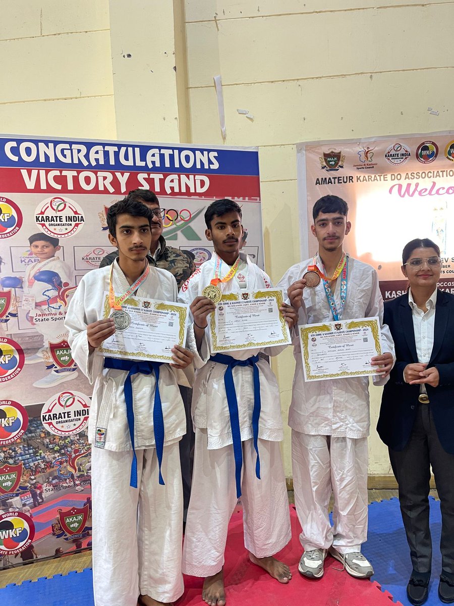 kmrfrontpage's tweet photo. Fiza Farooq From Ali’s Sports Academy Ajas Won Gold Medal And Zameer Ahmad Bhat From Ajas Won Bronze Medal In An Ongoing J&amp;K Ut Karate Championship And Qualified For National Karate Championship Which Is Going To Be Held At Dehradun In The Month Of April. https://t.co/mCu2quDHuJ