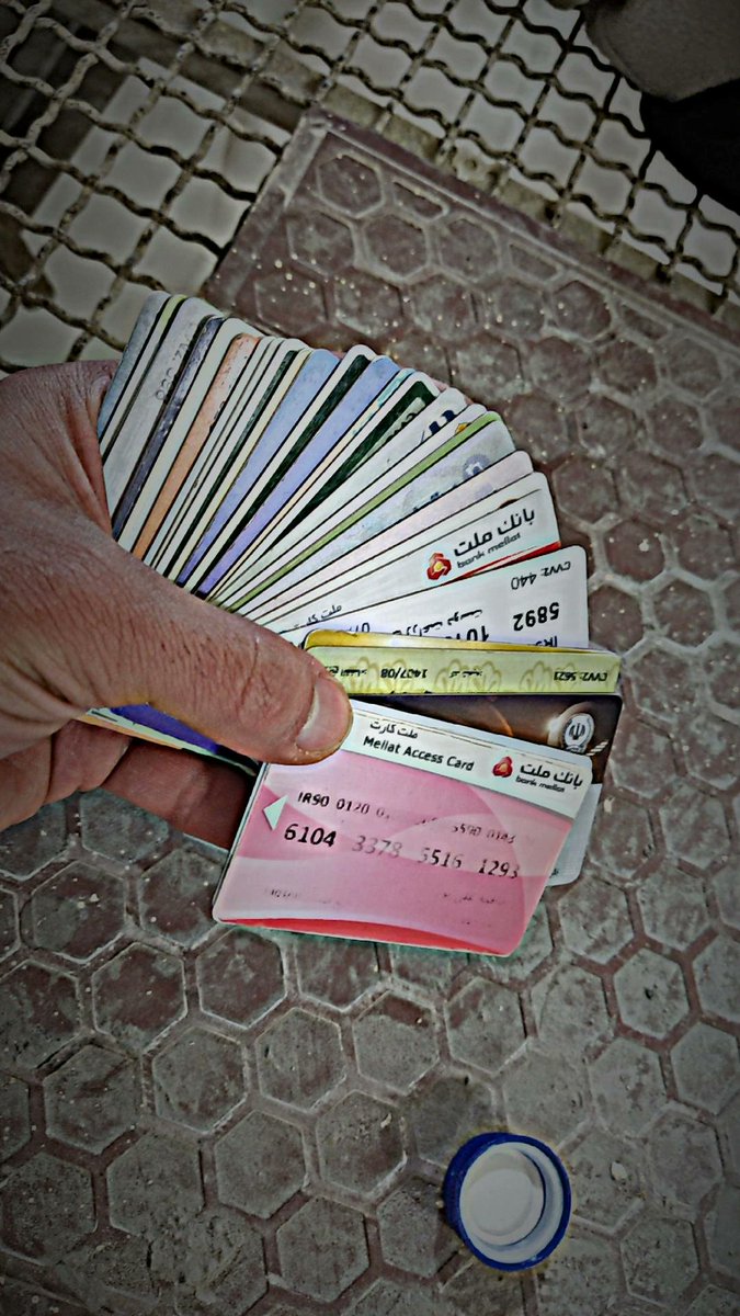 9520Ra's tweet image. تا حالا انقد کارت یجا دیده بودین😂🫡