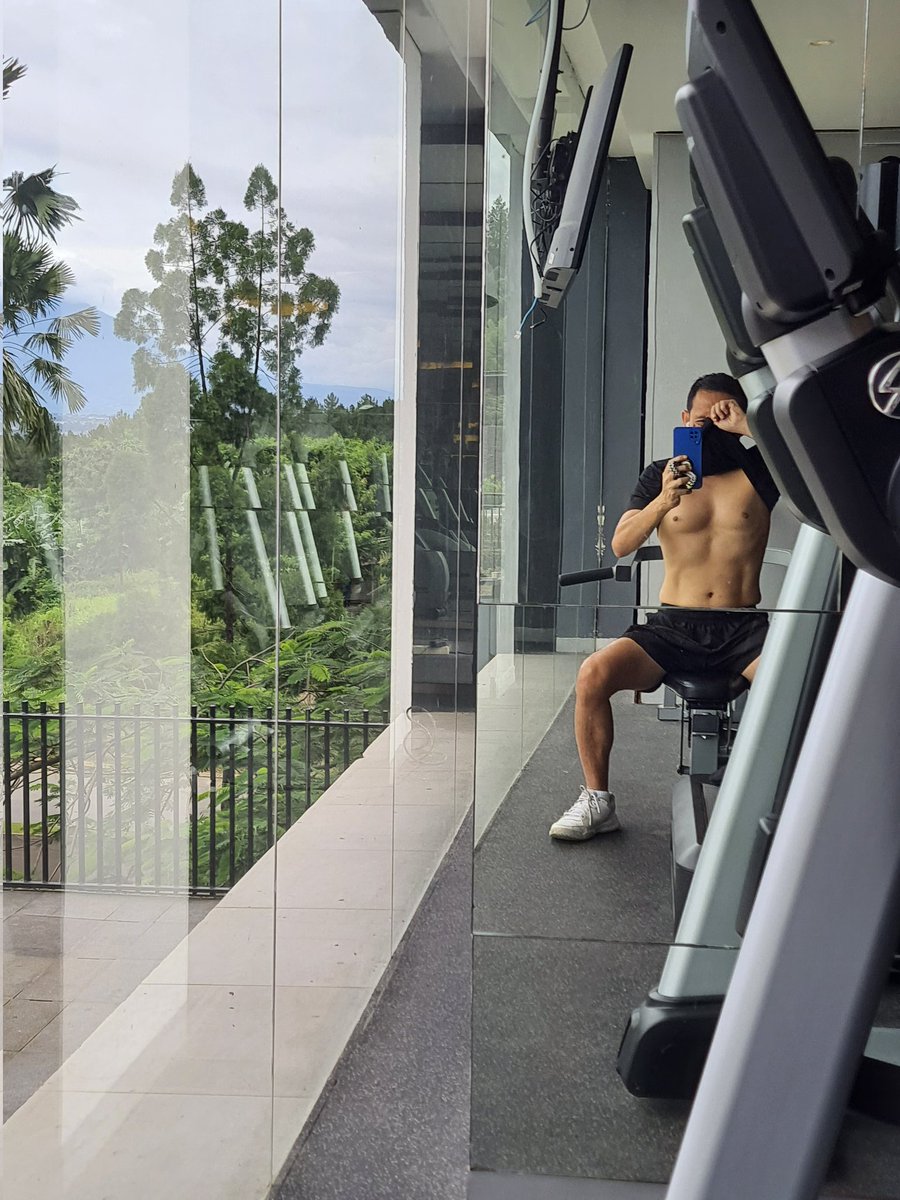 Terima kasih 2024 atas kesehatan dan rejeki yang Engkau berikan. Semoga 2025 lebih sehat dan banyak berkat untuk saya, keluarga dan kalian2 semua. Amien.