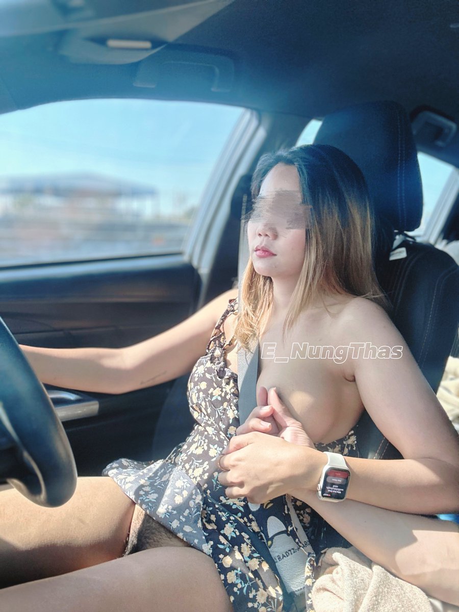 เล่นหัวนม แต่เสียวที่ Hee 🤭

#คู่ไม่แลก #สาวสองช่วยคู่ #fwb #ons 
#ส่งท้ายปีเก่า2024