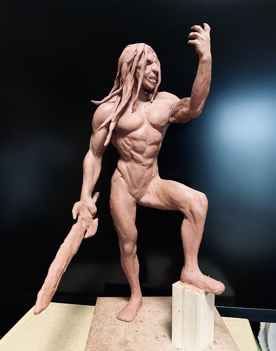ヴェノムに出てくる敵キャラ、ヌルを作りました！
先日の腕脚集中クラスも凄く勉強になりました。
今年1年ありがとうございました！
#彫刻セミナー