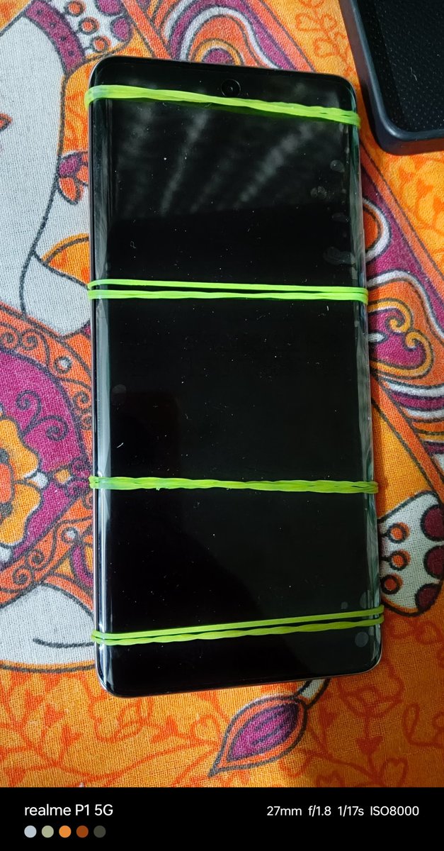 SrcSourav's tweet photo. An Appreciation Post for @ExploreHONOR Team
My phone's Display has showing Green Line.
Last Saturday Planned a visit to local Service centre and in Just 3-4 hrs my Display has Changed without any payment.

Thank you for this type of Support 
@jyotinalui thanks for Support. https://t.co/Sp70EZzjgS